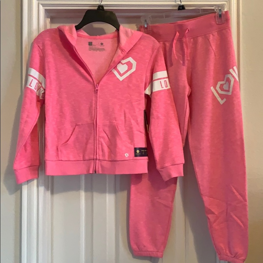 Girl’s Xersion matching set, Size M (10/12)
